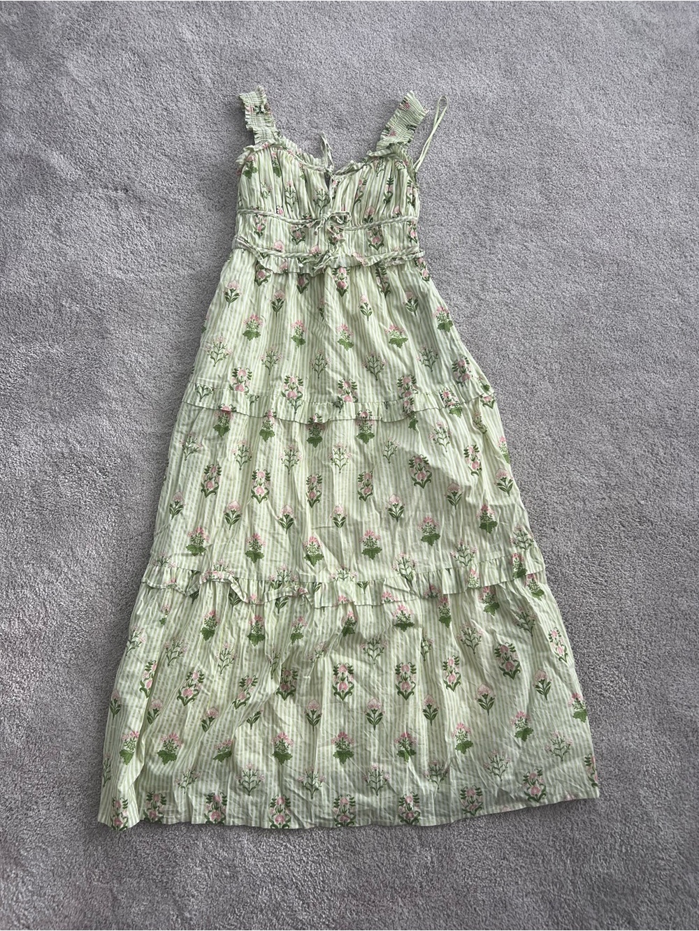 Light Green Floral Tiered Smocked Maxi Dress with Ruffle Straps Small
